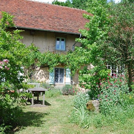 La Tour Bed & Breakfast Marcilly-la-Gueurce Dış mekan fotoğraf