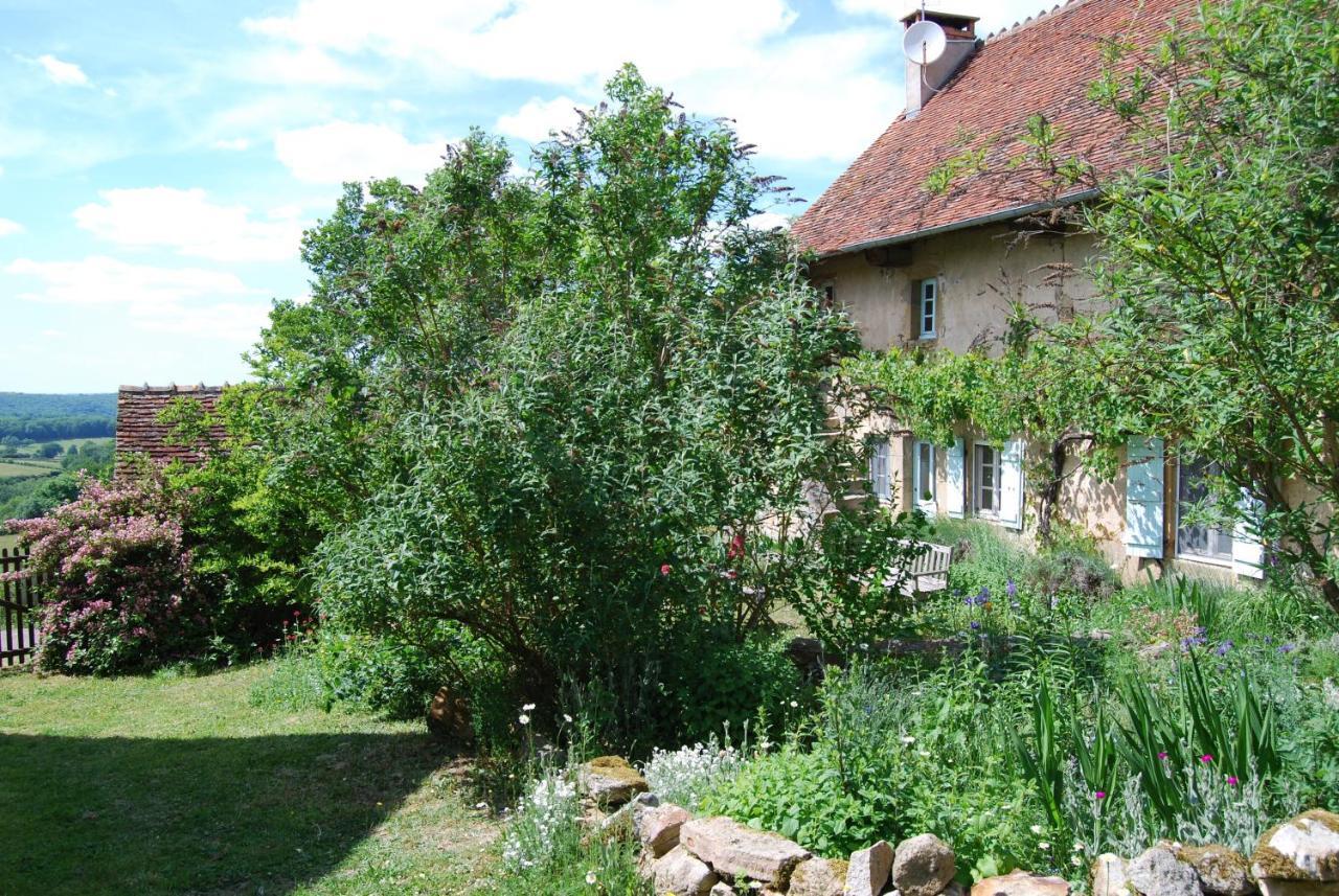 La Tour Bed & Breakfast Marcilly-la-Gueurce Dış mekan fotoğraf