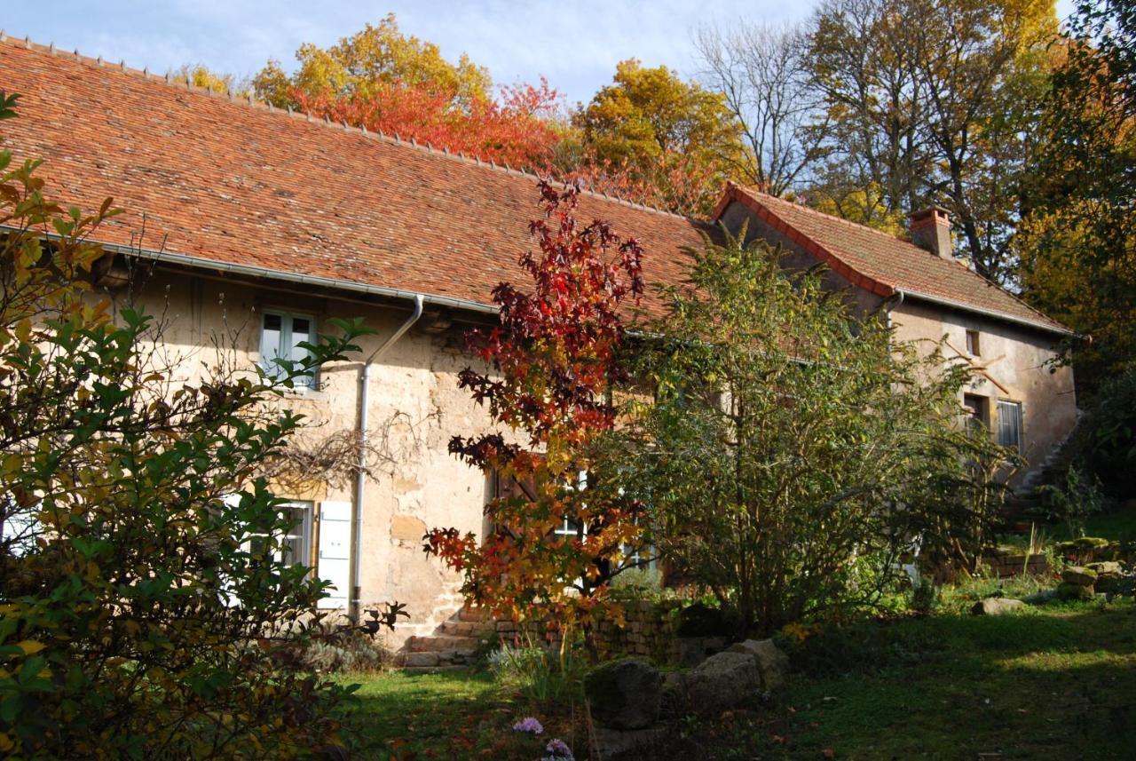 La Tour Bed & Breakfast Marcilly-la-Gueurce Dış mekan fotoğraf